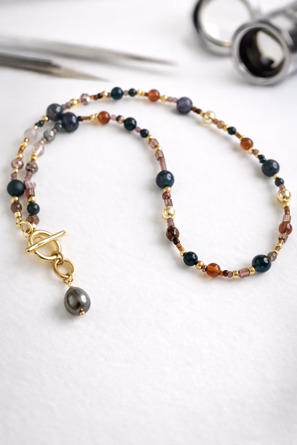 Perlekjede med anheng