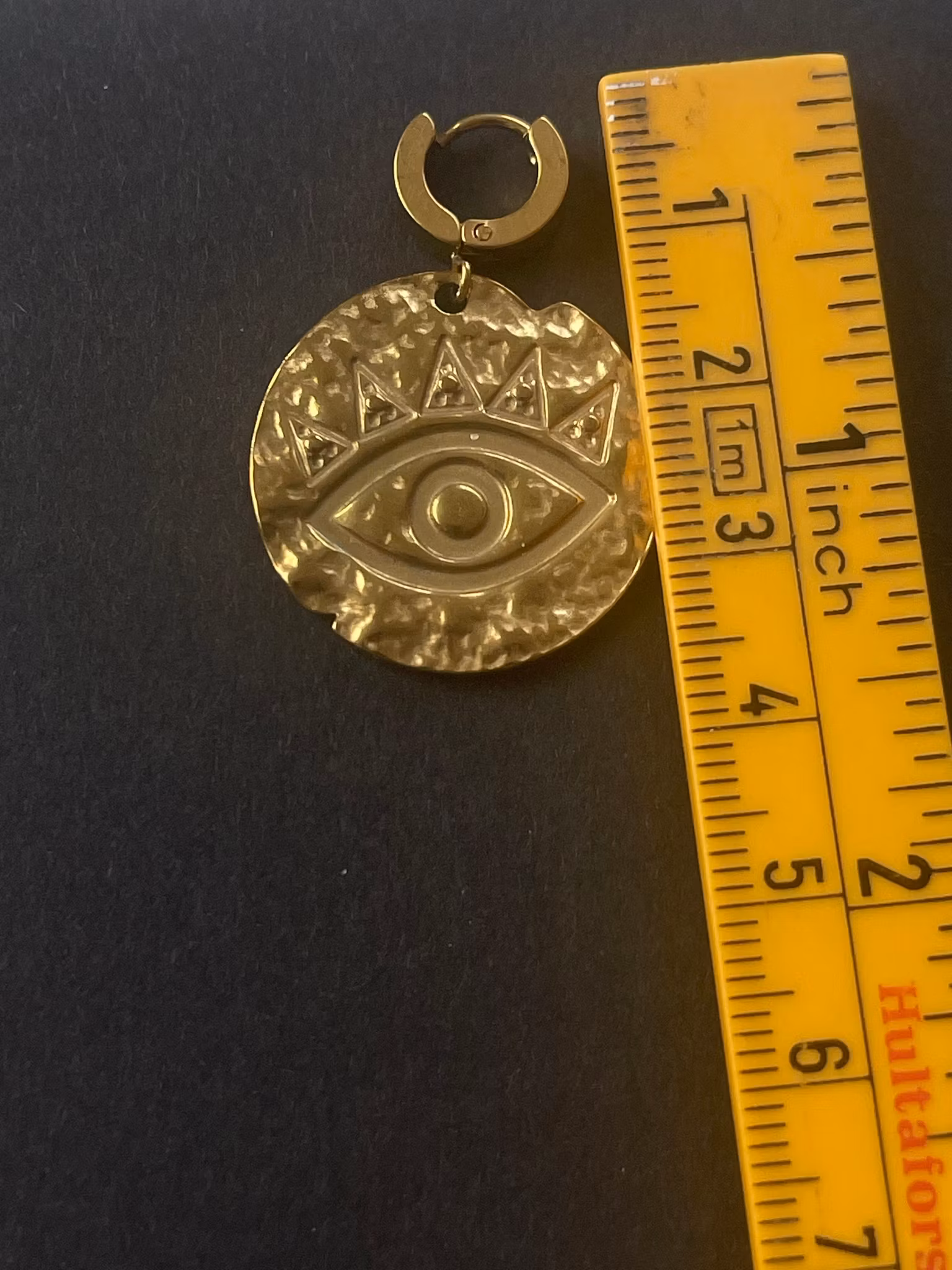 ✨ Ørepynt med chunky hoops & evil eye-amuletter