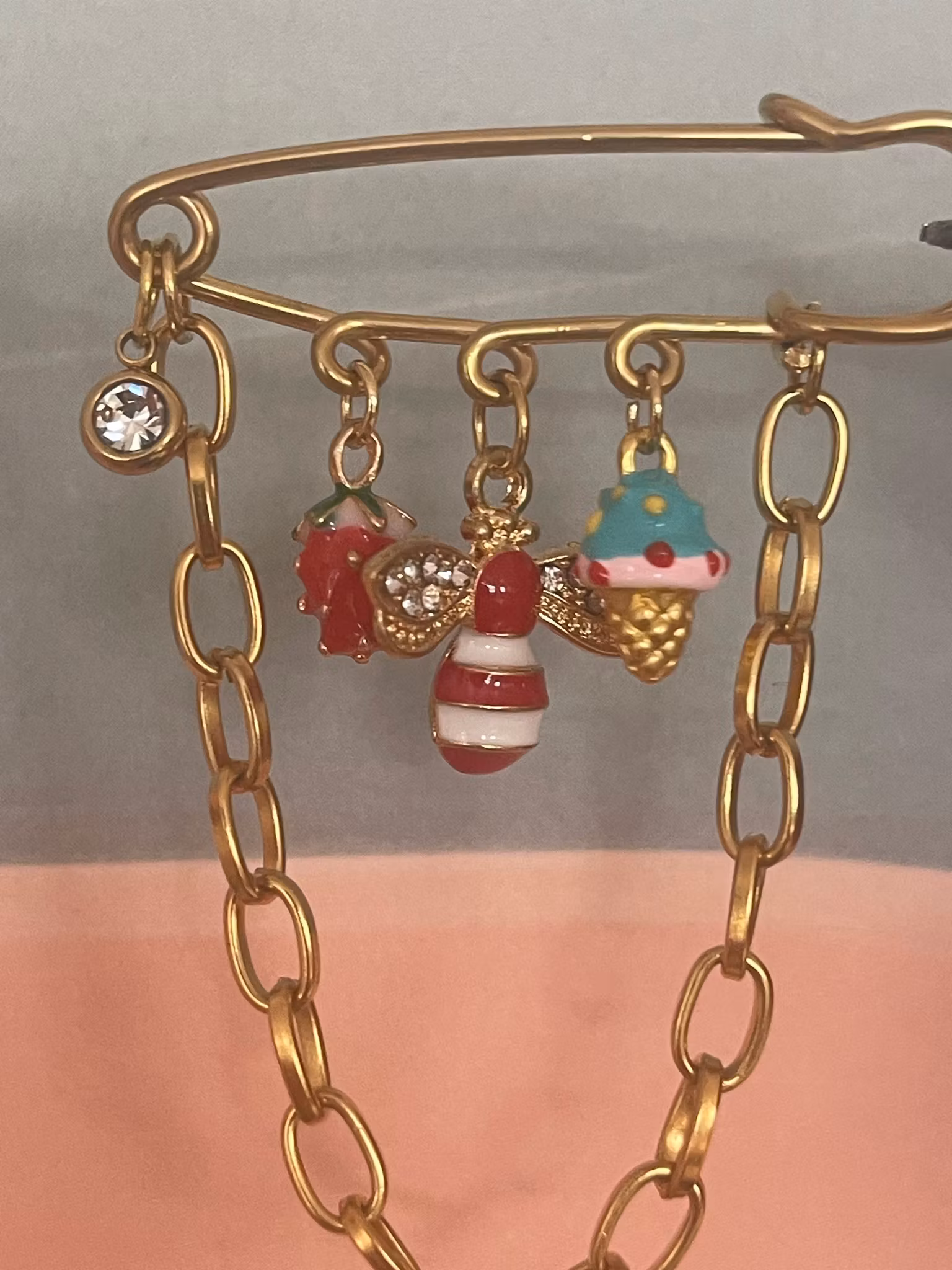 ✨ Snålnåla Couture – sommernål med lekne detaljer