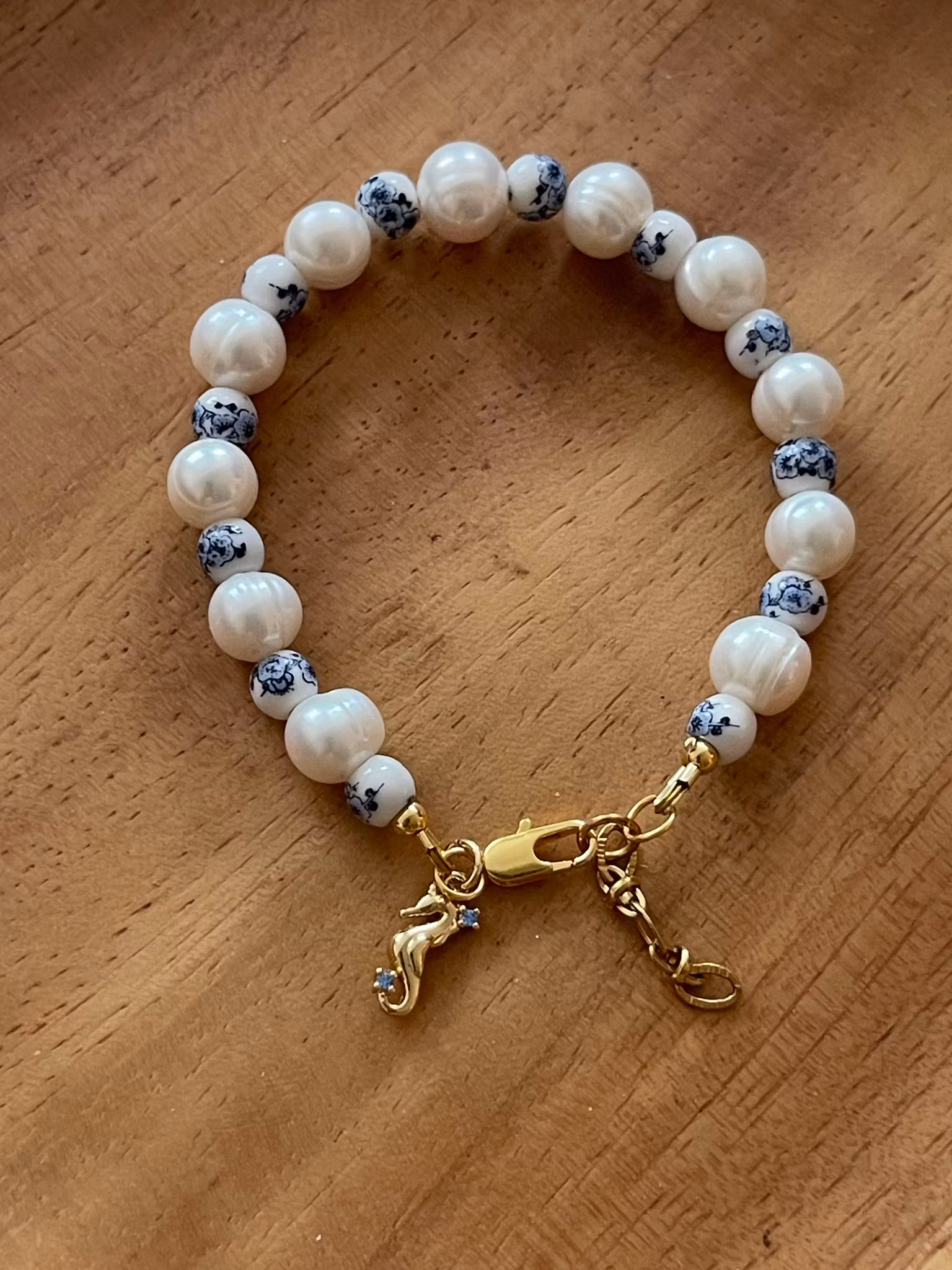Armbånd med anheng
