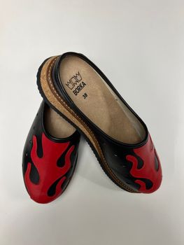 Flame Slipper Black/Red