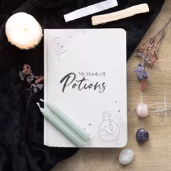 Anteckningsbok | My Book of Potions