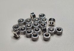 20 silverfärgade spacer beads i metall (6x6 mm)