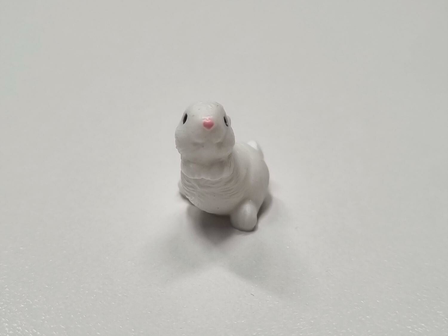 Söt liten kanin, miniatyr (1,5 cm hög)