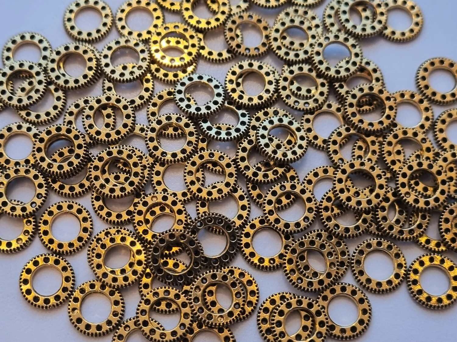 60 st kugghjul i steampunk, kuggar, gears minikugghjul (antikguldfärgade, 10 mm)