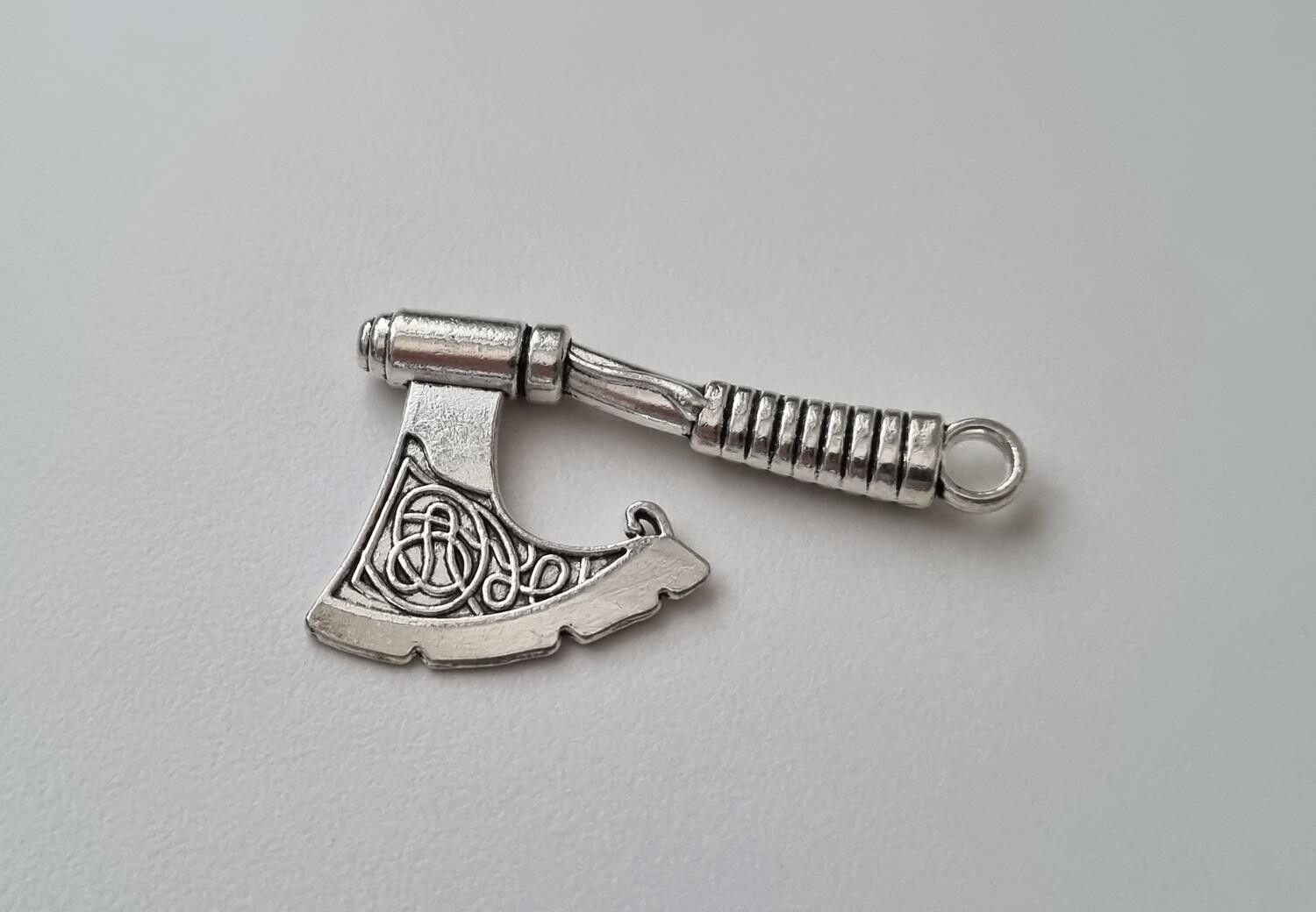 Silverfärgad Yxa, miniyxa, Miniatyr, berlock / charm