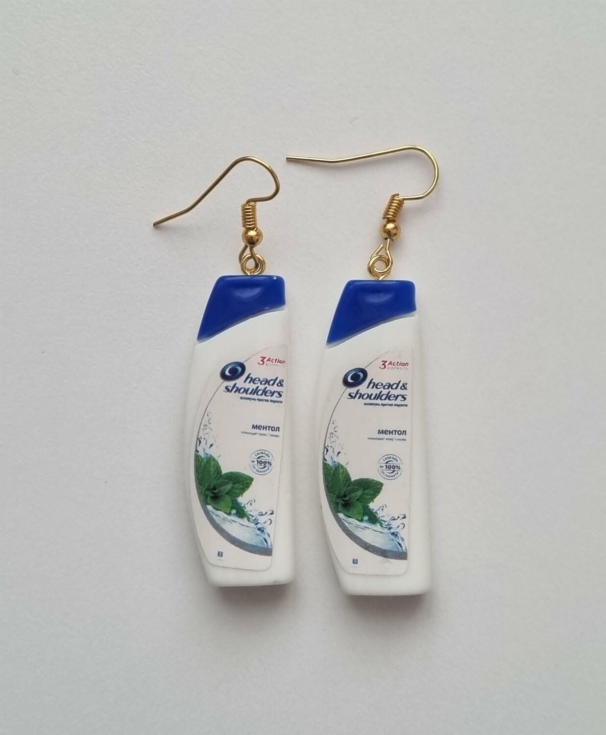 Ett par örhängen, Shampoo / duschcreme (9 gram)