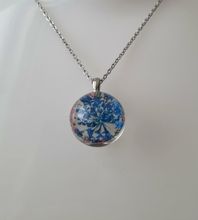 Halsband med rund glasberlock (45-50 cm lång kedja) - Blå glasberlock