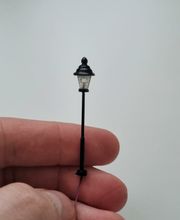 Lampa, miniatyrlampa (LED) För dockhus, tittskåp, tågräls mm (variant 4)