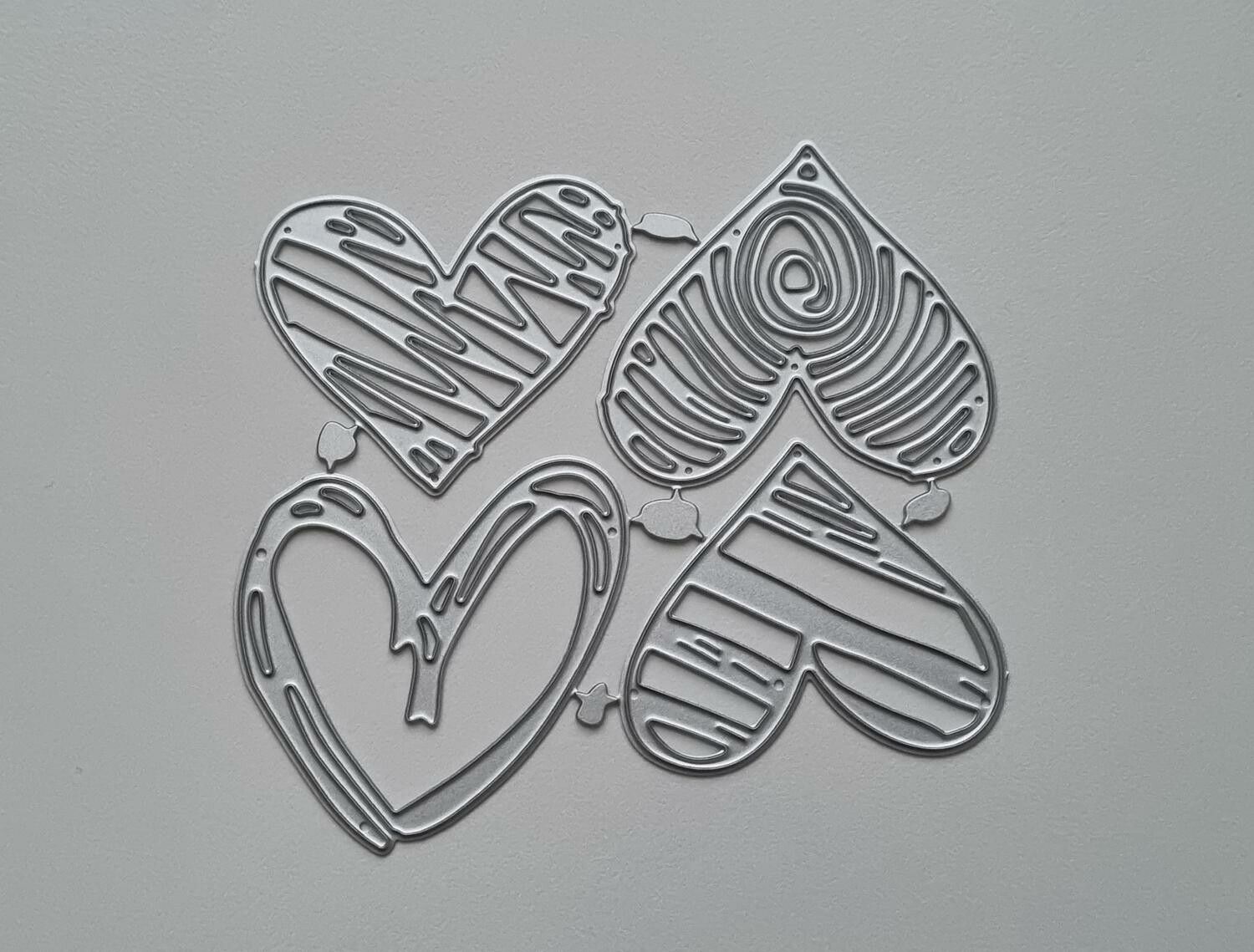 Scrapbooking, dies, cutting dies (hjärtan, 4 st)