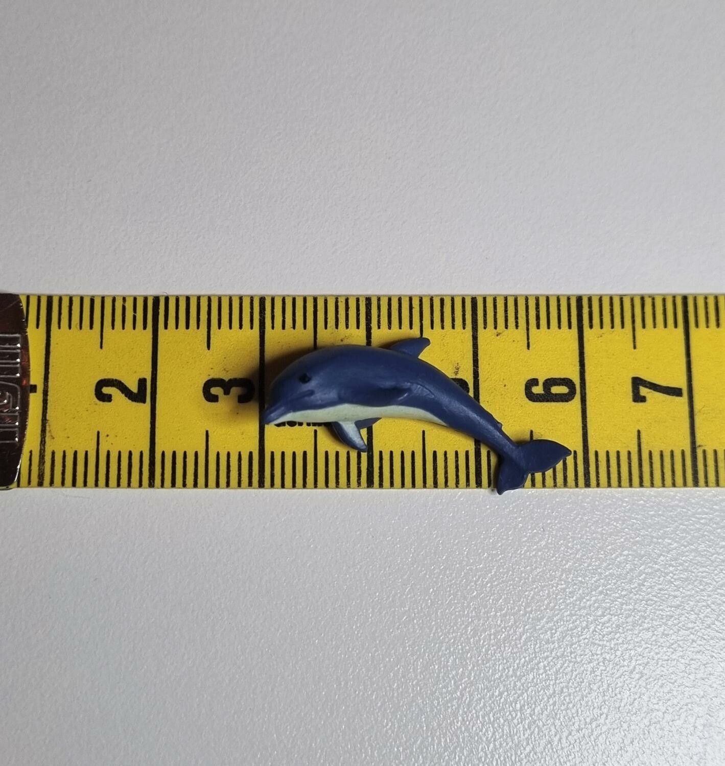 Kylskåpsmagnet Delfin, miniatyr, minidjur med magnet