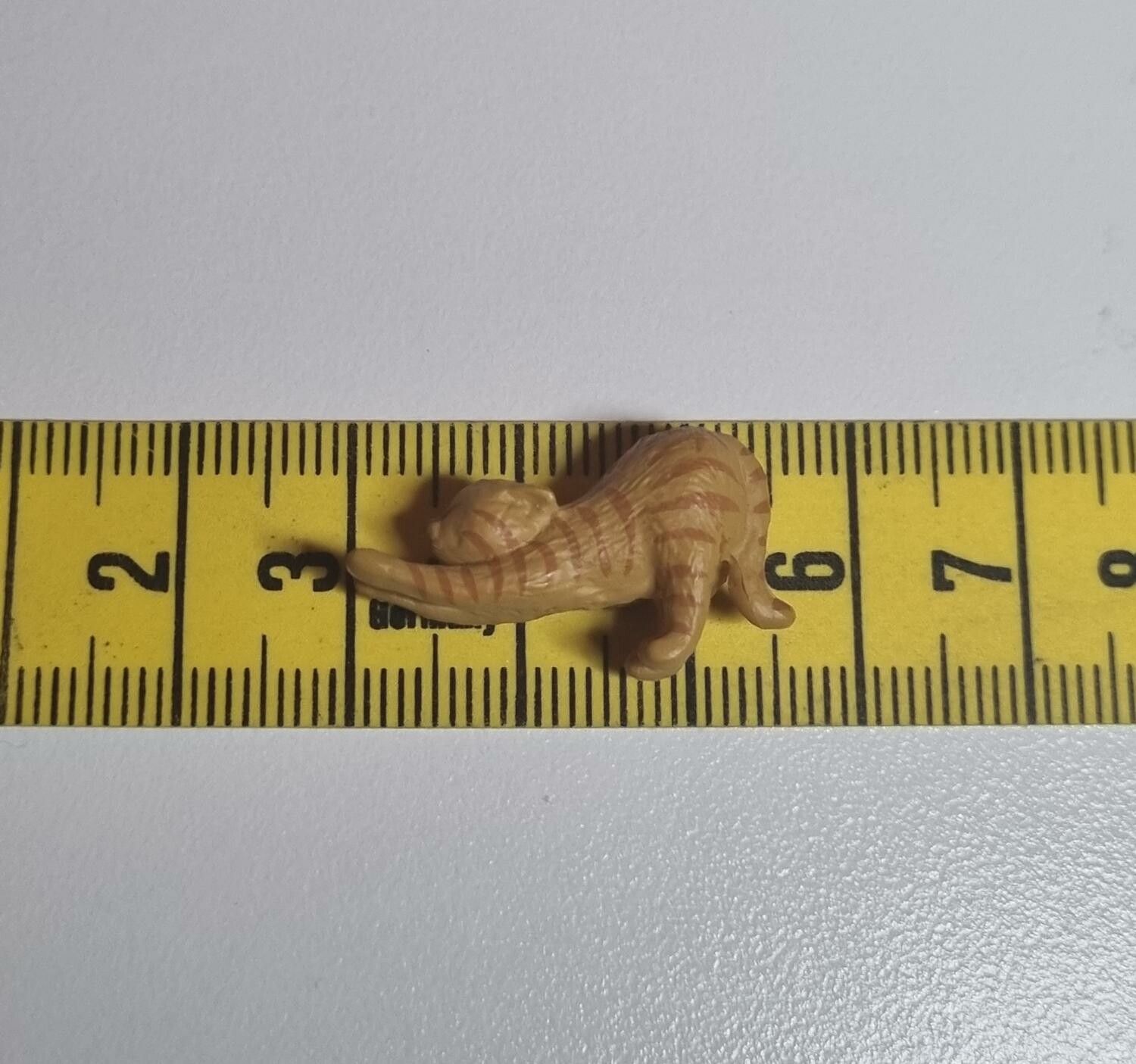 Kylskåpsmagnet Katt, miniatyr, minidjur med magnet