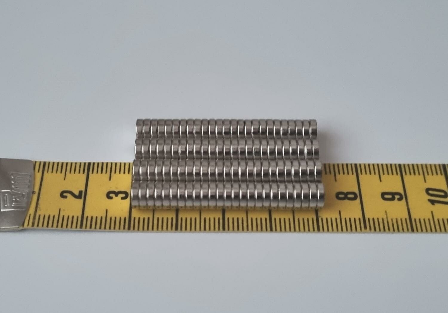 100 st Neodymium magneter (6x2 mm) runda magneter