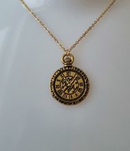 Halsband med klockberlock i steampunk (45-50 cm långt halsband)
