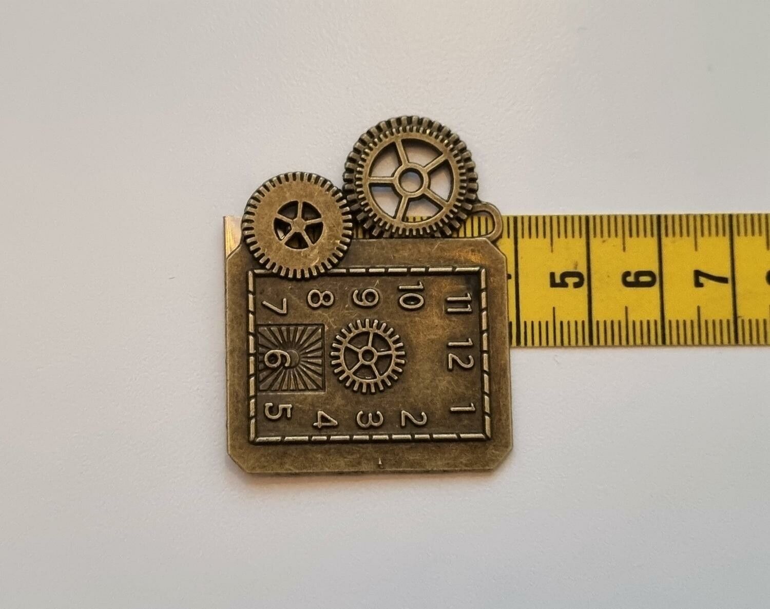 Stor berlock i steampunk, bronsfärgad klockberlock