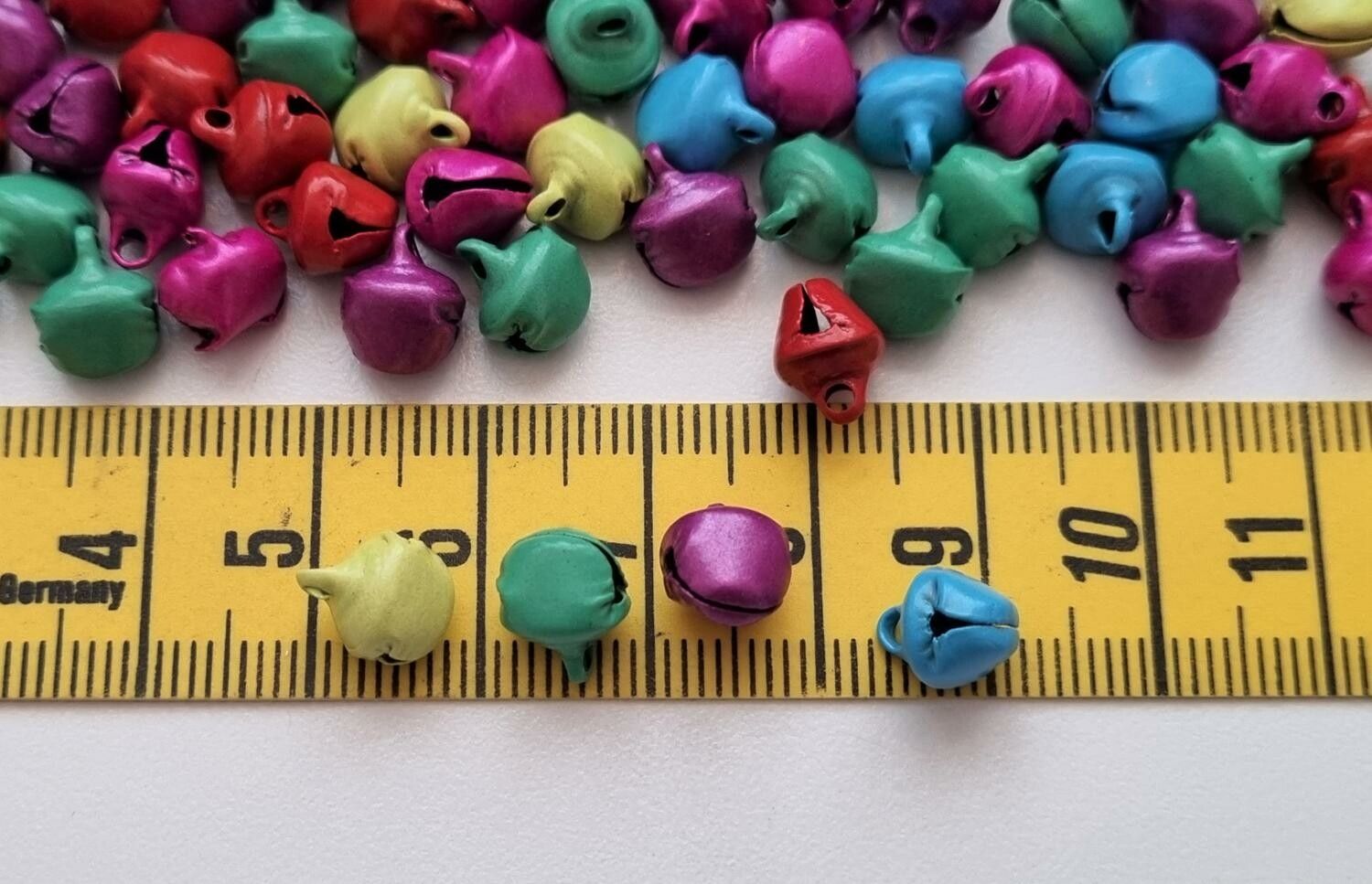 30 st bjällror, julbjällror, berlocker / charms för smyckestillverkning