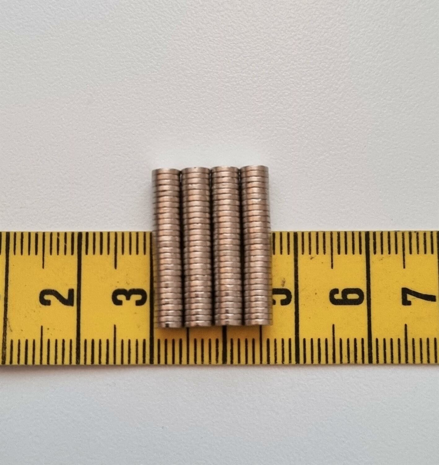 100 st Neodymium magneter (4x1 mm) runda magneter