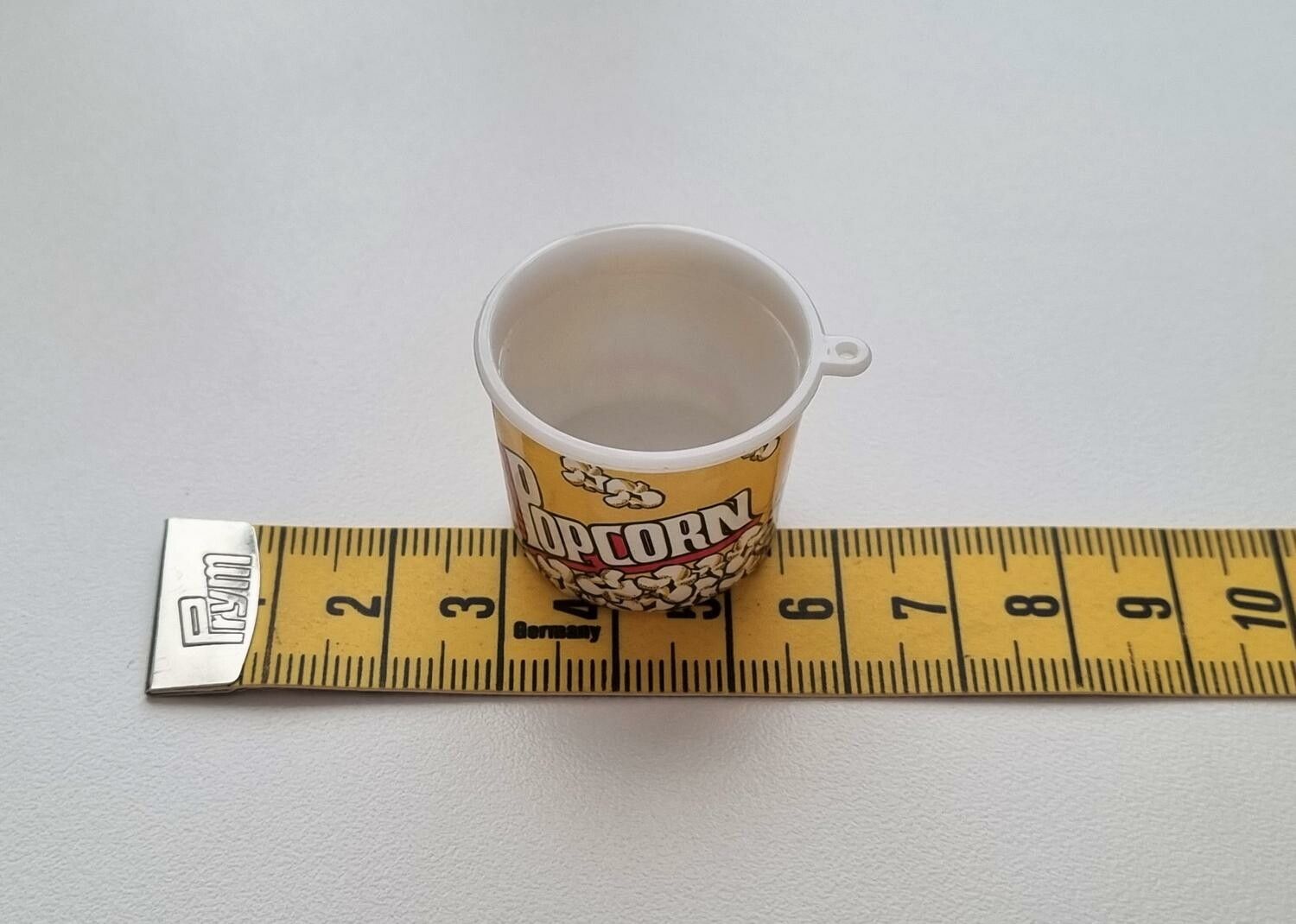 1 st popcornburk, popcorn. Miniatyr för dockskåp, tittskåp