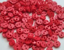 30 st röda knappar / dockknappar miniatyrer (4 mm)