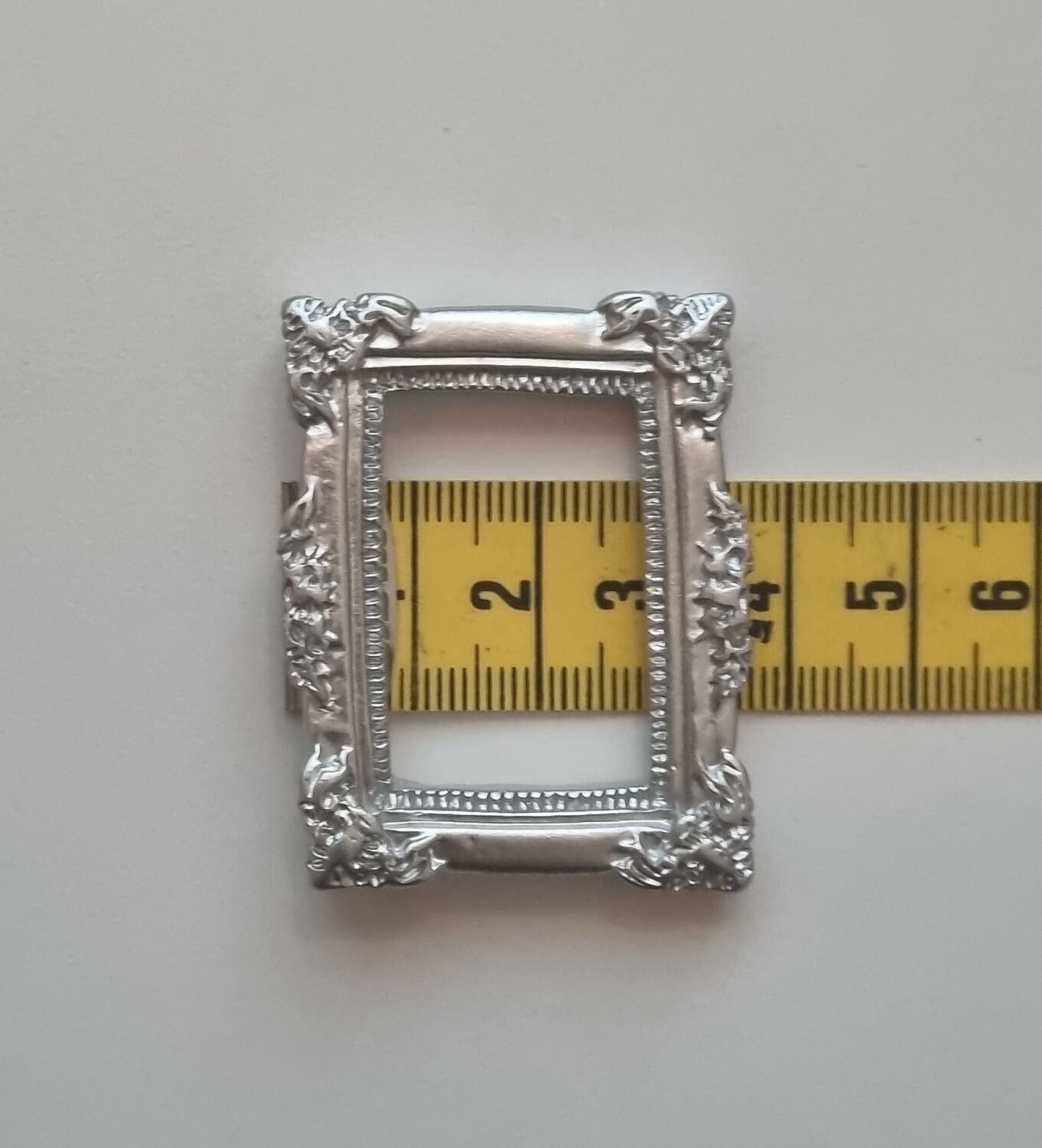 Miniatyr tavelram, ram - till dockhus, tittskåp med mera (variant 5)