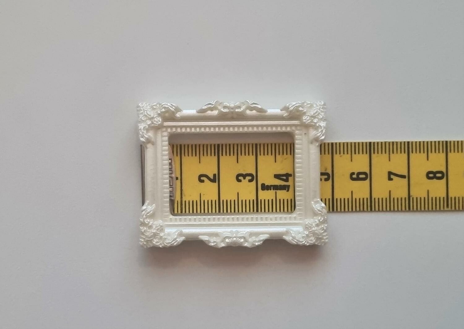 Miniatyr tavelram, ram - till dockhus, tittskåp med mera (variant 4)