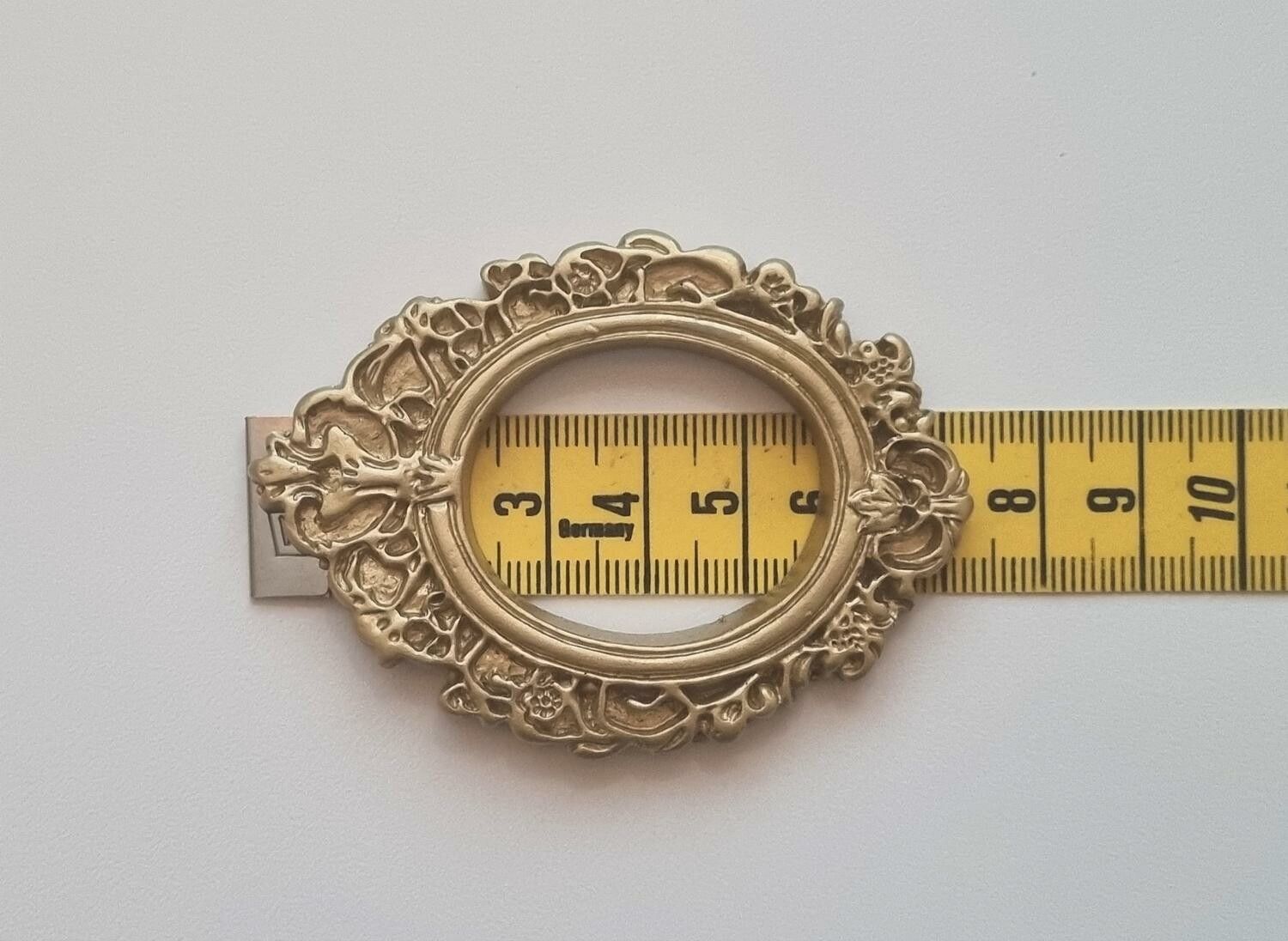 Miniatyr tavelram, ram - till dockhus, tittskåp med mera (variant 3)
