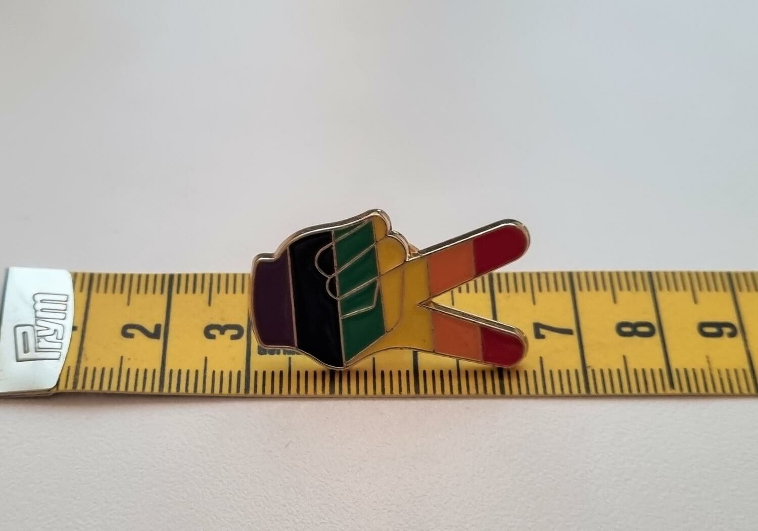 Pins, HBTQ - Peace, fredstecknet