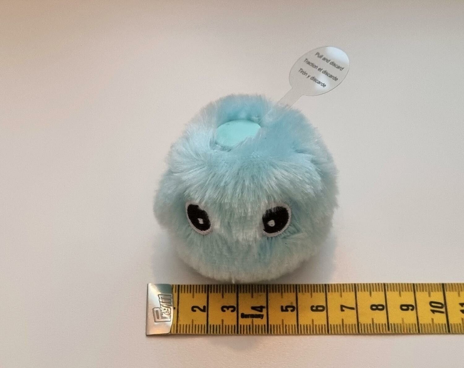 Interaktiv talande boll med grodljud - För katten, Fluffig blå boll