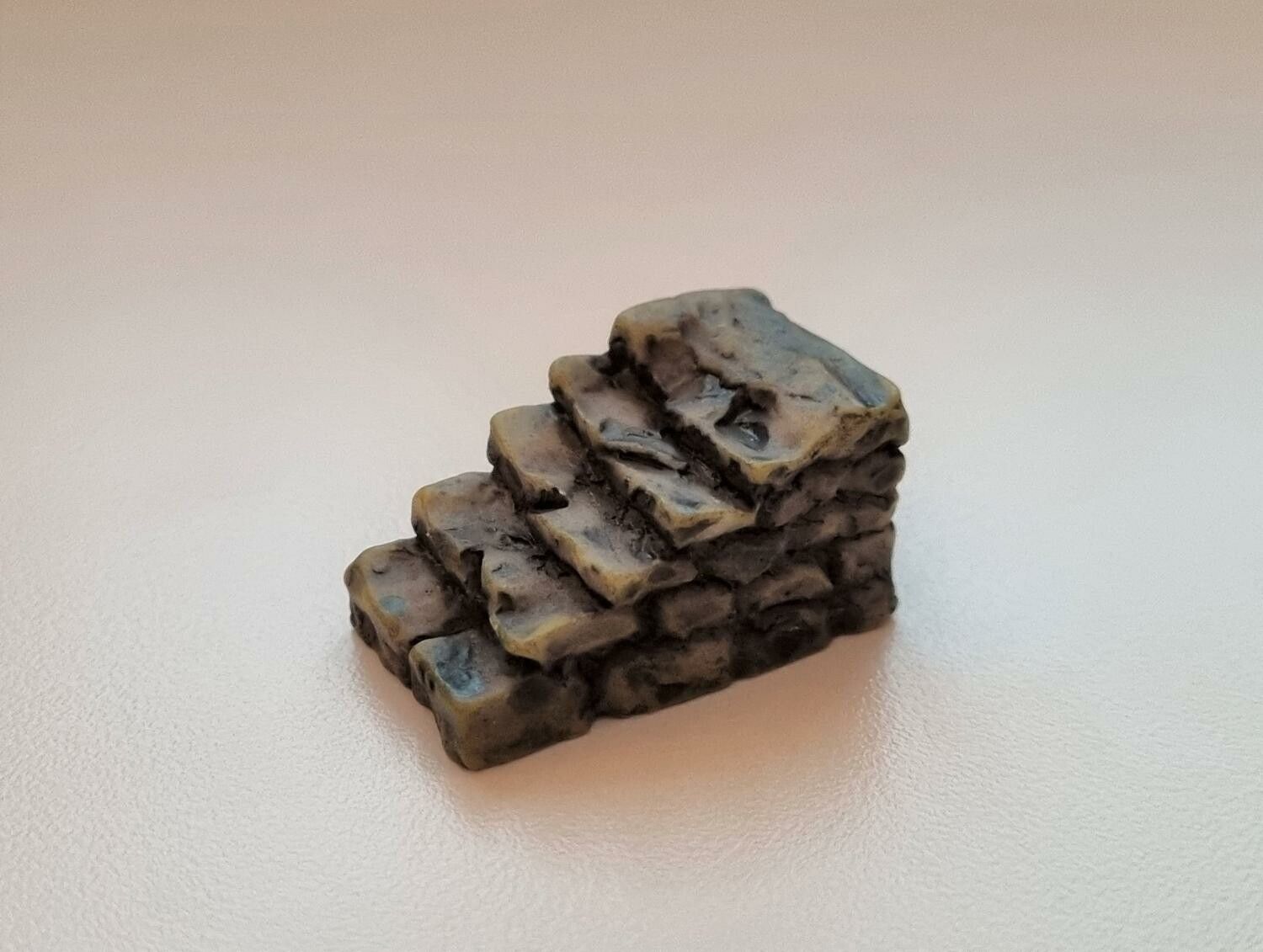 1 st trappa. Miniatyrer / figuriner för dockskåpet, tittskåp mm (variant 3)