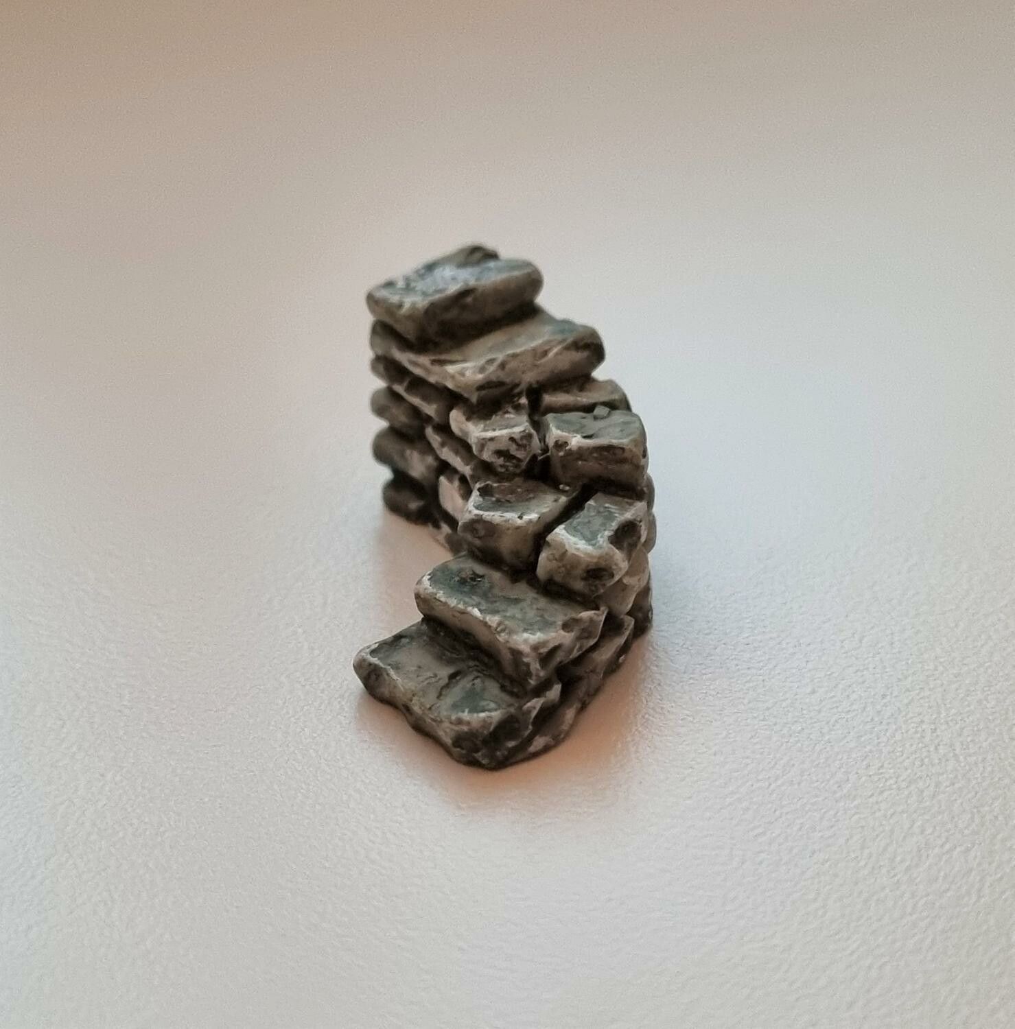 1 st trappa. Miniatyrer / figuriner för dockskåpet, tittskåp mm (variant 2)