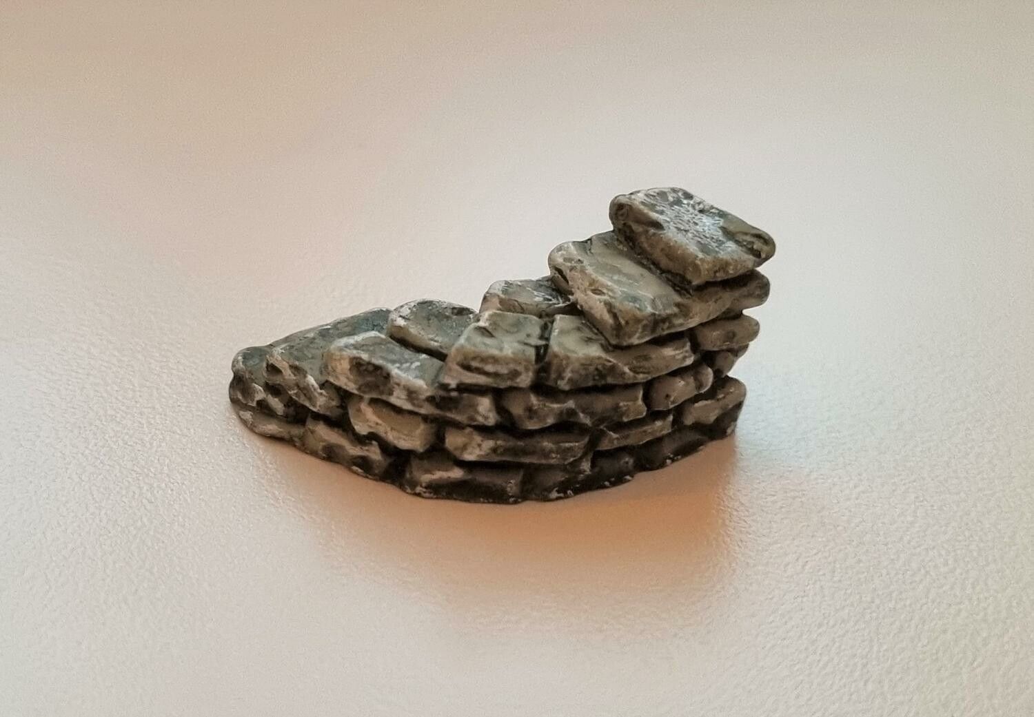 1 st trappa. Miniatyrer / figuriner för dockskåpet, tittskåp mm (variant 2)