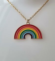 Guldfärgat halsband (50 cm) med en regnbåge