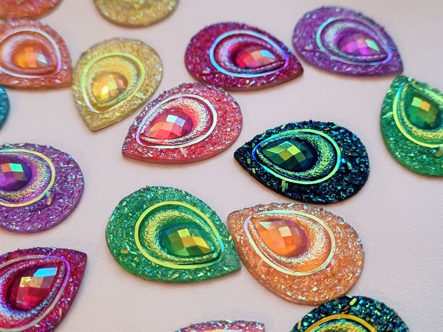 10 st flatbacks, strasstenar (18 x 25 mm)