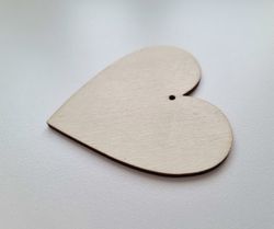 1 st trädekorationer, dekoration i trä, hjärta i trä (60 mm i diameter)
