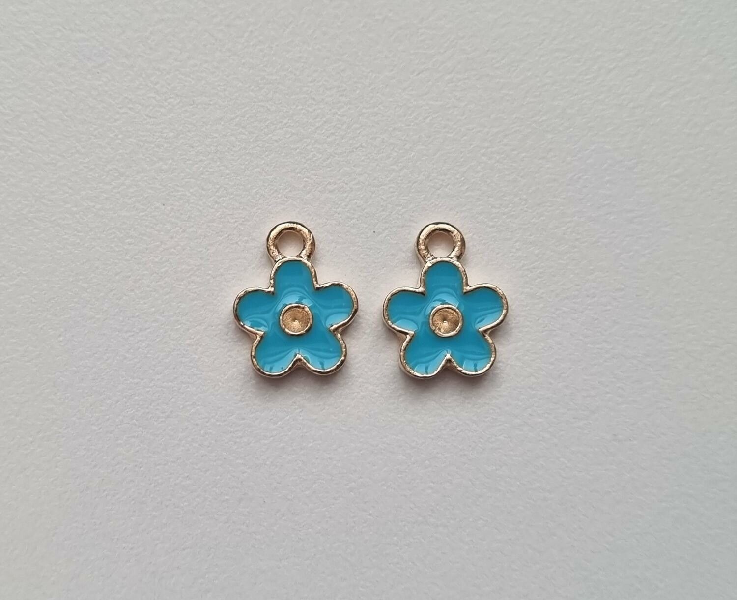 2 st blå blommor, berlocker charms (10 mm)