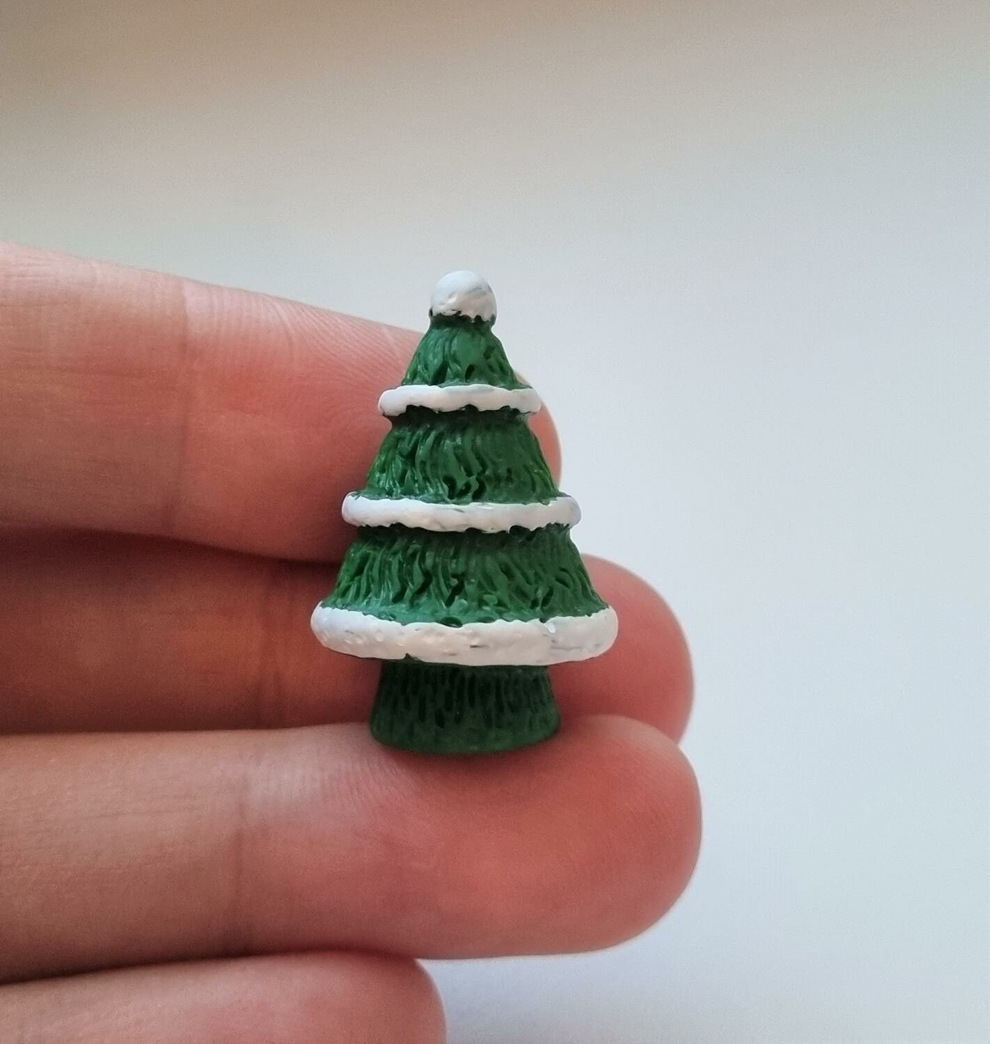 1 st julgran / gran. Miniatyrer, figuriner för dockskåp (variant 5)