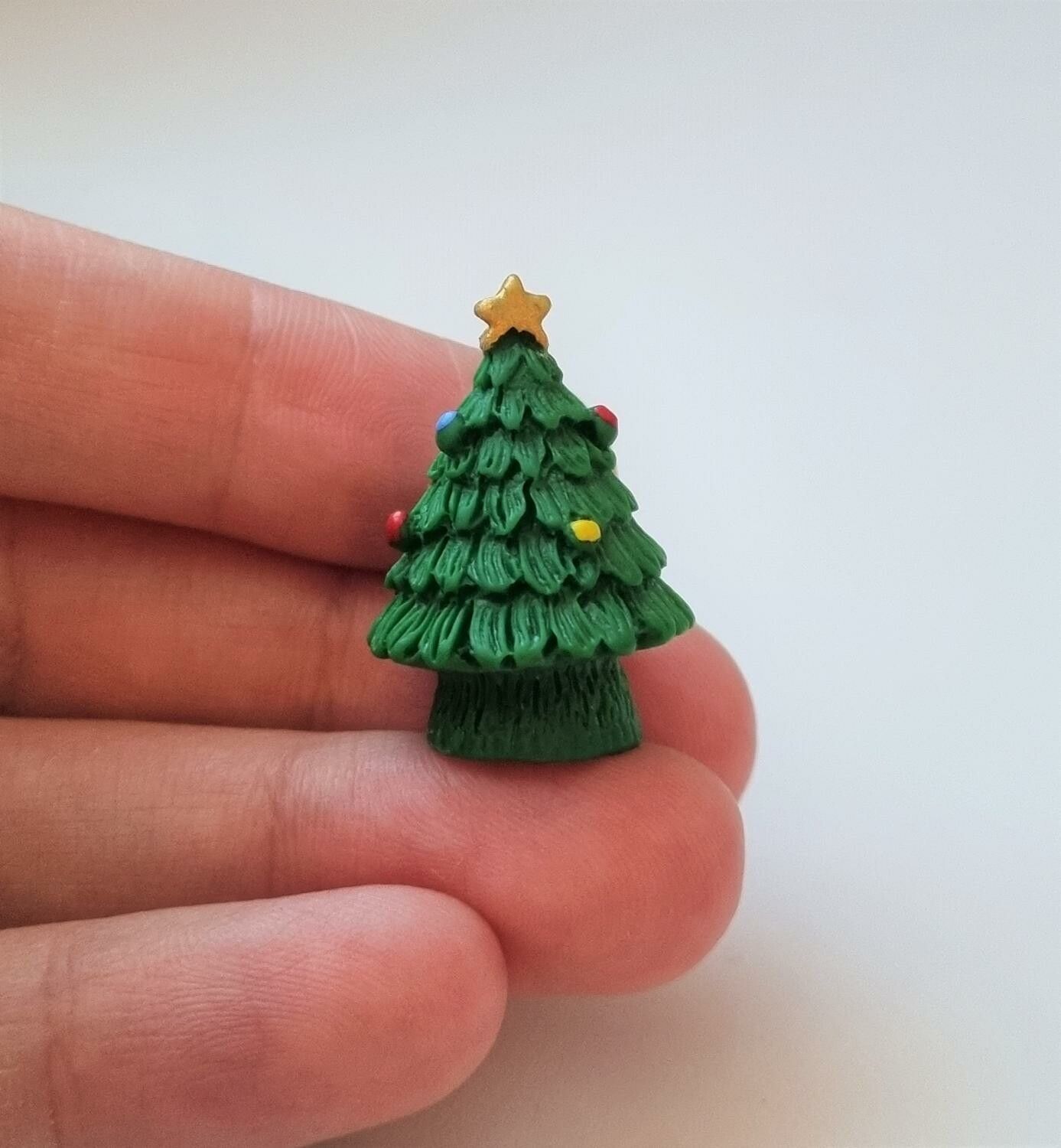 1 st julgran / gran. Miniatyrer, figuriner för dockskåp (variant 1)