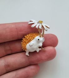 1 st detaljrik brosch hänge - Igelkott med paraplyblomma (variant 2)