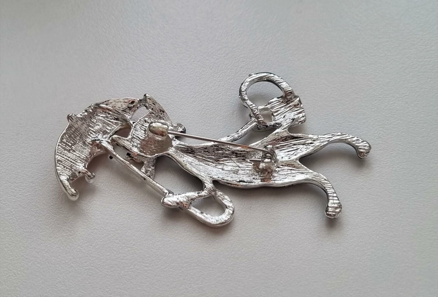 1 st detaljrik brosch hänge - Katt med paraply (variant 2)