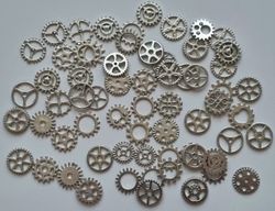 50 st kugghjul i steampunk, kuggar, gears minikugghjul (silverfärgade)