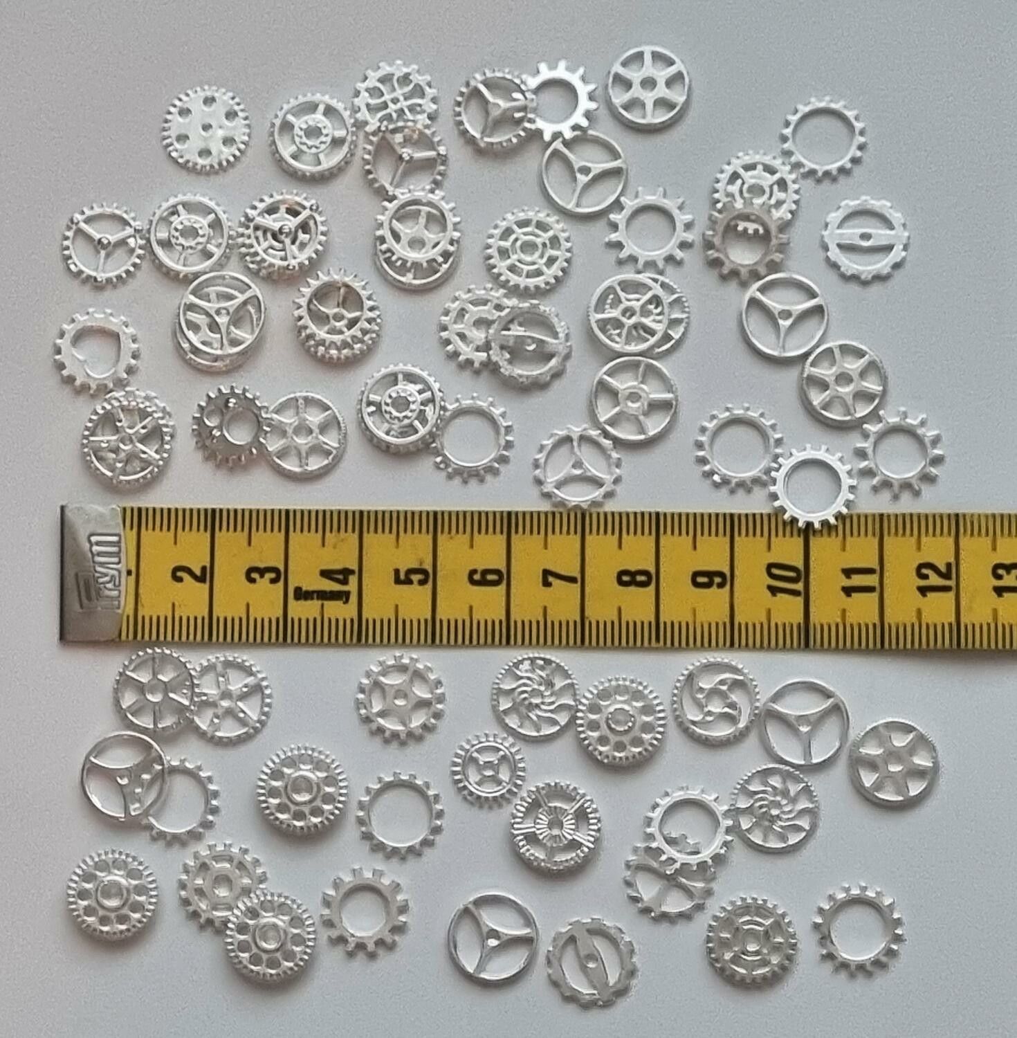 50 st kugghjul i steampunk, kuggar, gears minikugghjul (silverfärgade/vita)