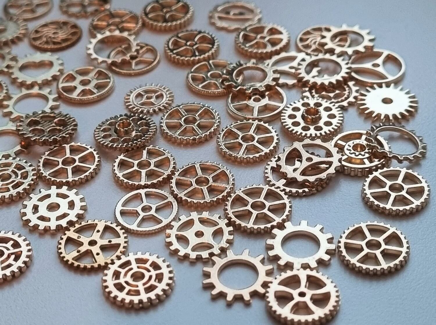 50 st kugghjul i steampunk, kuggar, gears minikugghjul (KC gold / guldfärgade)