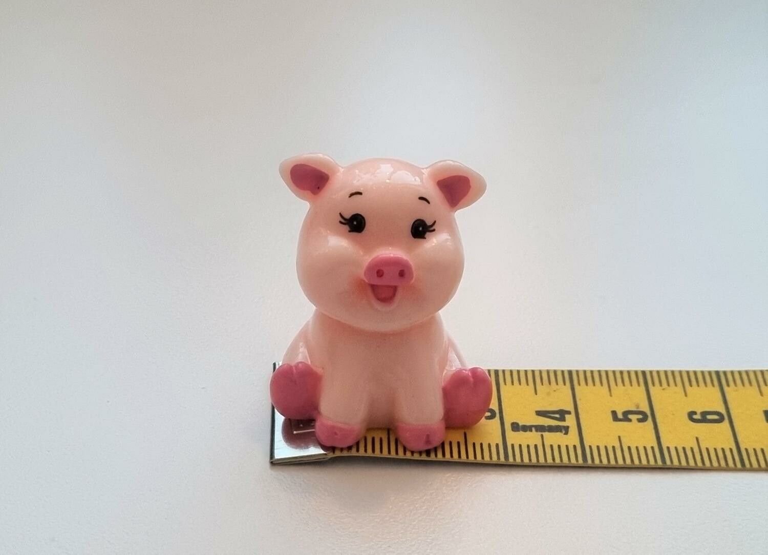 1 st gris, minigris, miniatyr (3 cm hög)