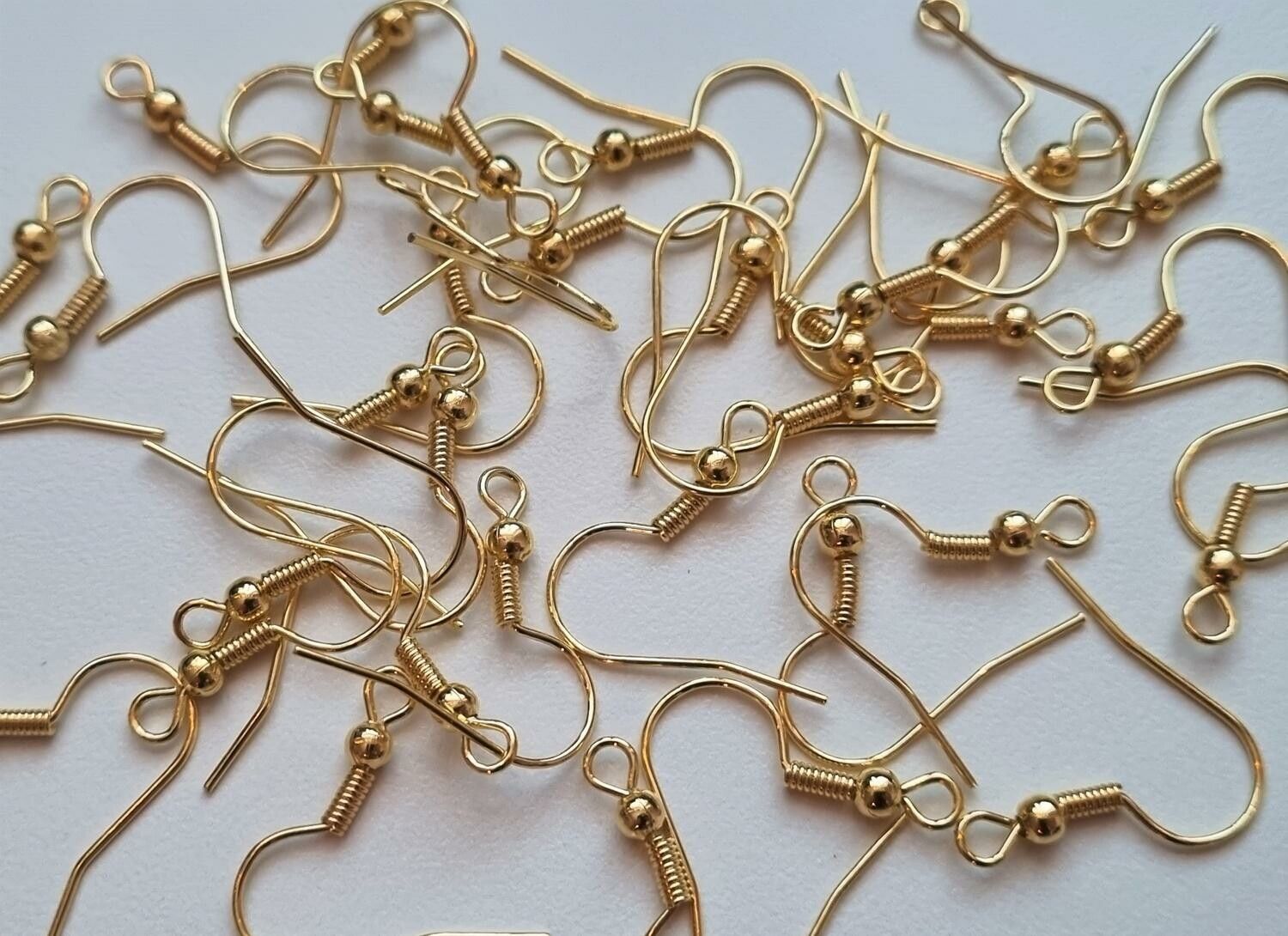20 st örhängeskrokar i rostfritt stål (12 x 20 mm) - Guldfärgade