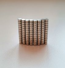 100 st Neodymium magneter (3x2 mm) runda magneter