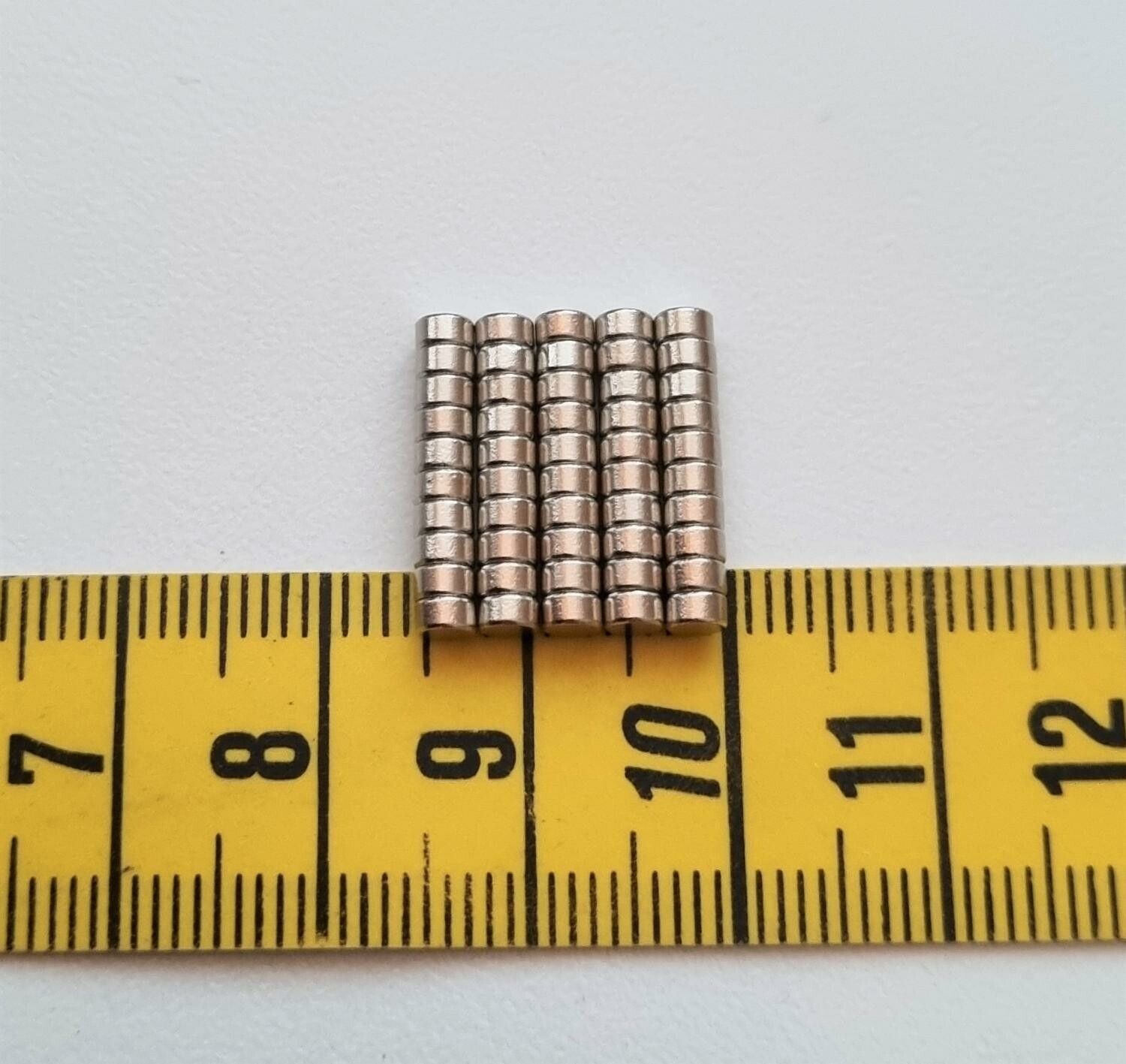 50 st Neodymium magneter (3x2 mm) runda magneter
