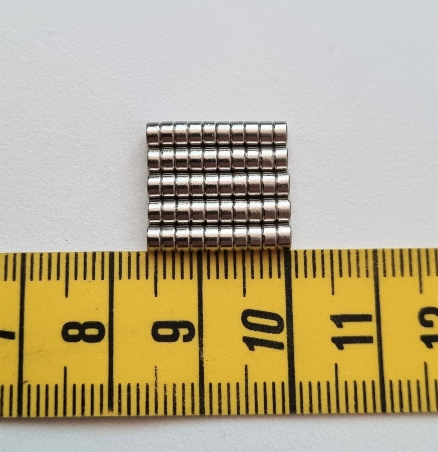 50 st Neodymium magneter (3x2 mm) runda magneter