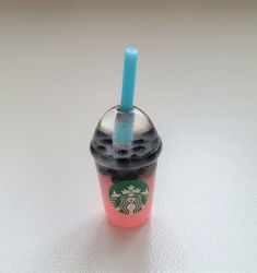1 st rosa iskaffe, frappucino, drinkar - Miniatyr för dockhus, tittskåp