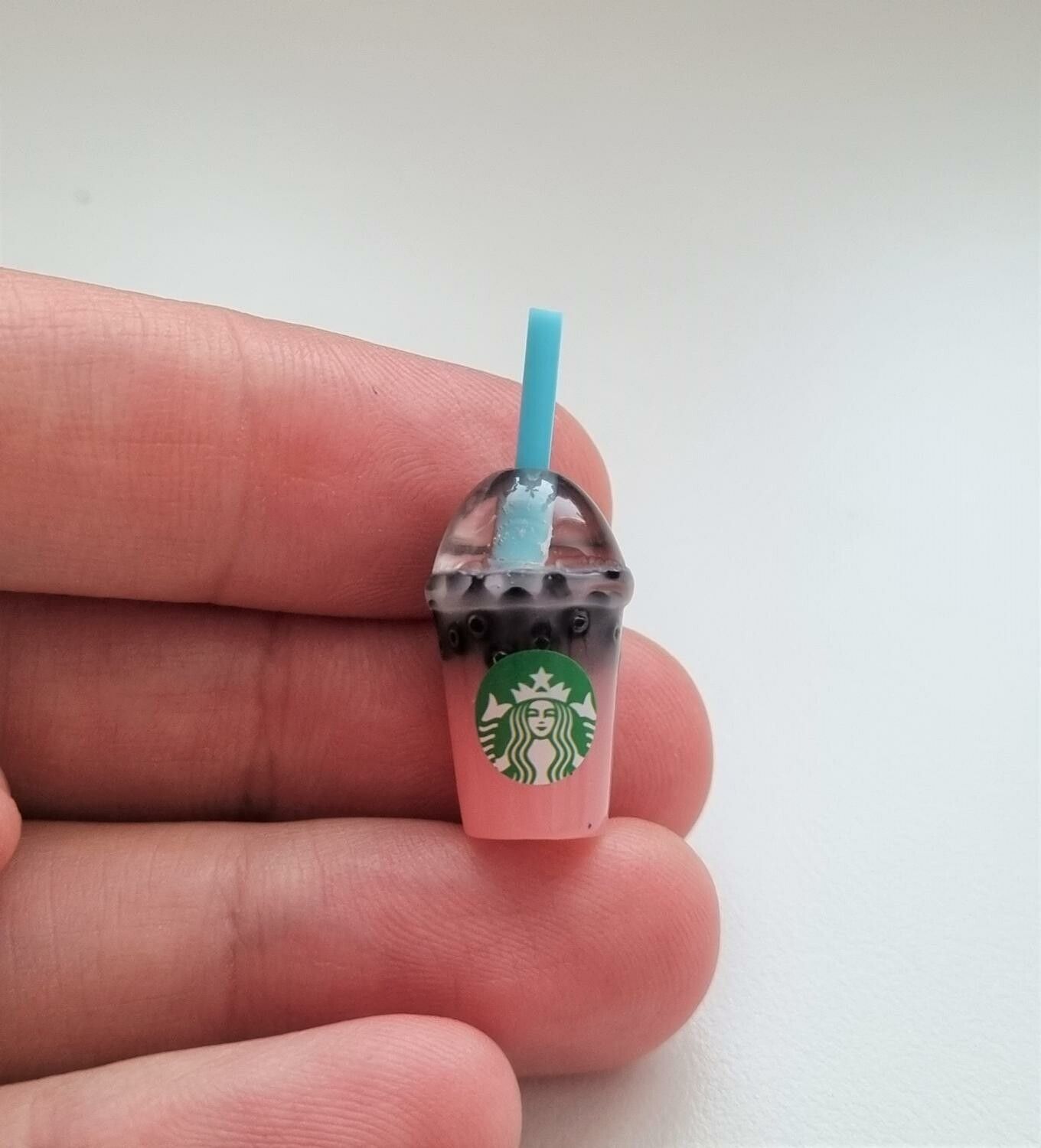 1 st rosa iskaffe, frappucino, drinkar - Miniatyr för dockhus, tittskåp