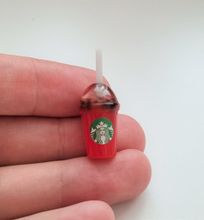 1 st röd iskaffe, frappucino, drinkar - Miniatyr för dockhus, tittskåp
